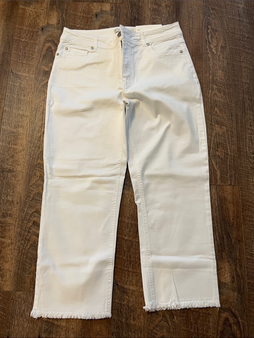 White Straight-Leg Frayed Hem Jeans